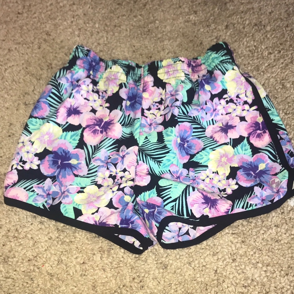 Running shorts